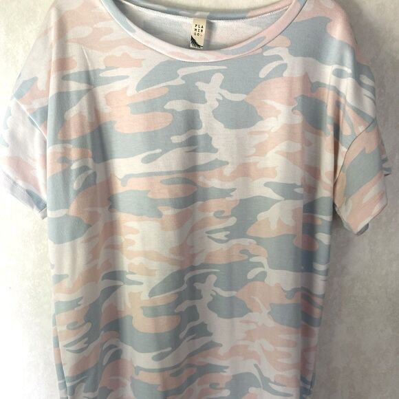 Flamingo L Blue, Pink Shot Sleeve Shirt - Picture 1 of 5